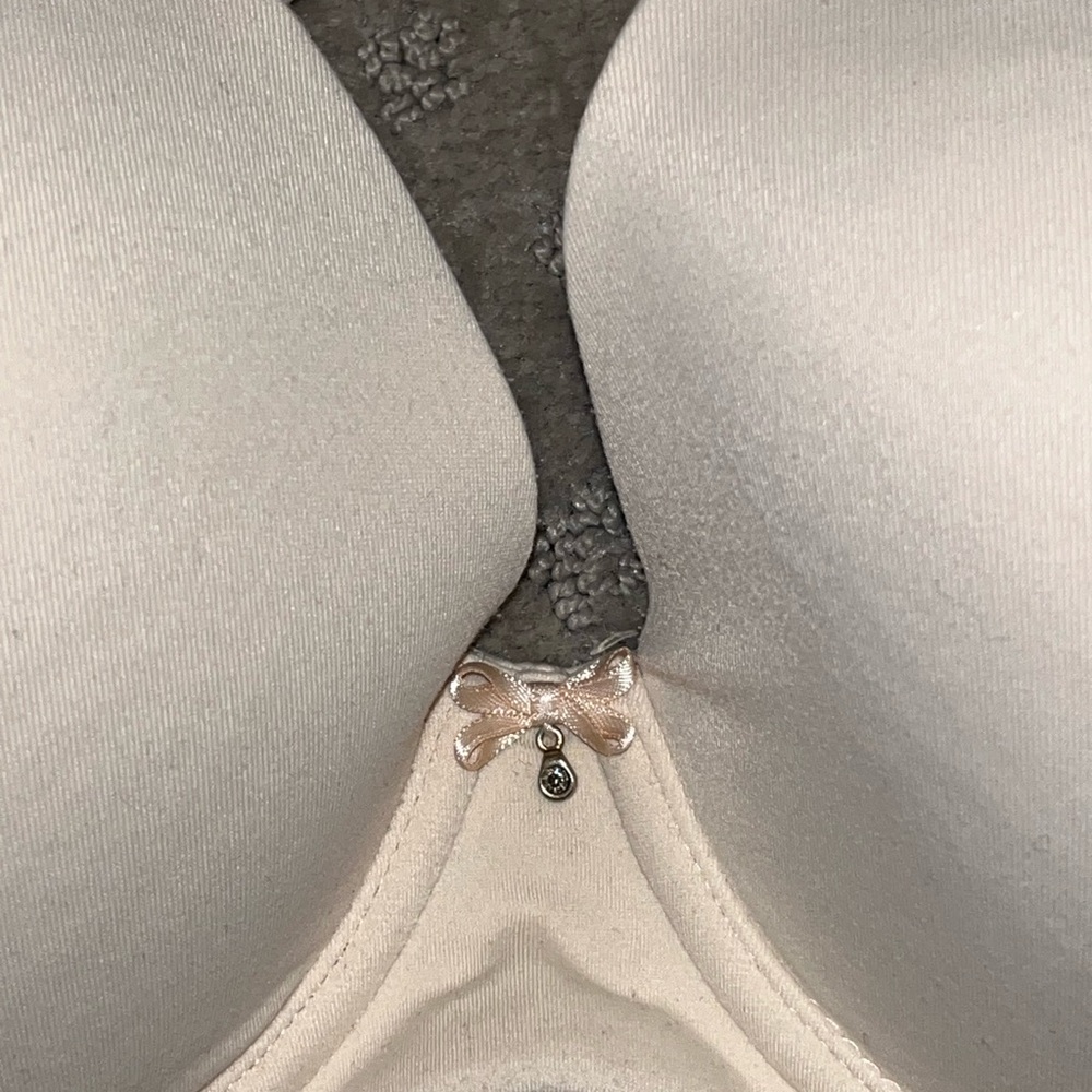 Full coverage bra - Picture 2 of 4